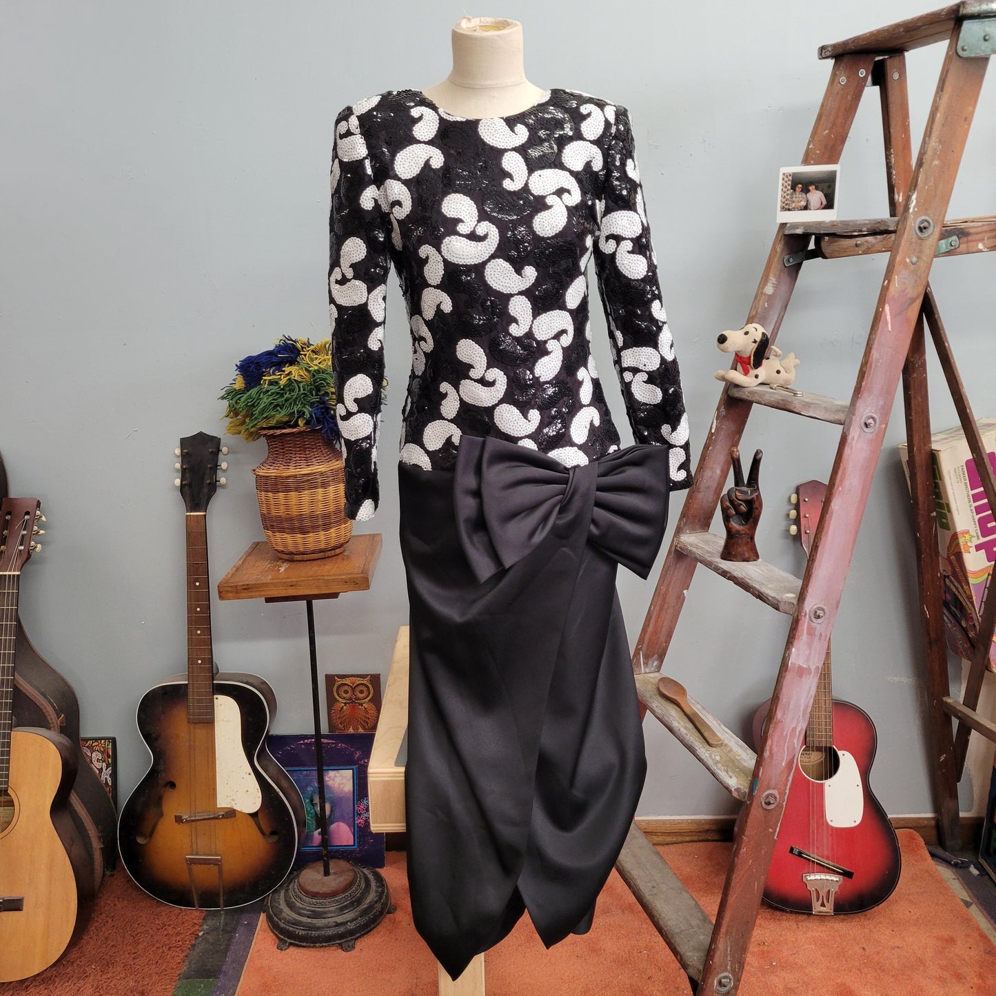 vtg 80s SEQUIN BOW GOWN // vintage martinique size 12 womens paisley patterned black & white sequins mod retro evening prom gown statement