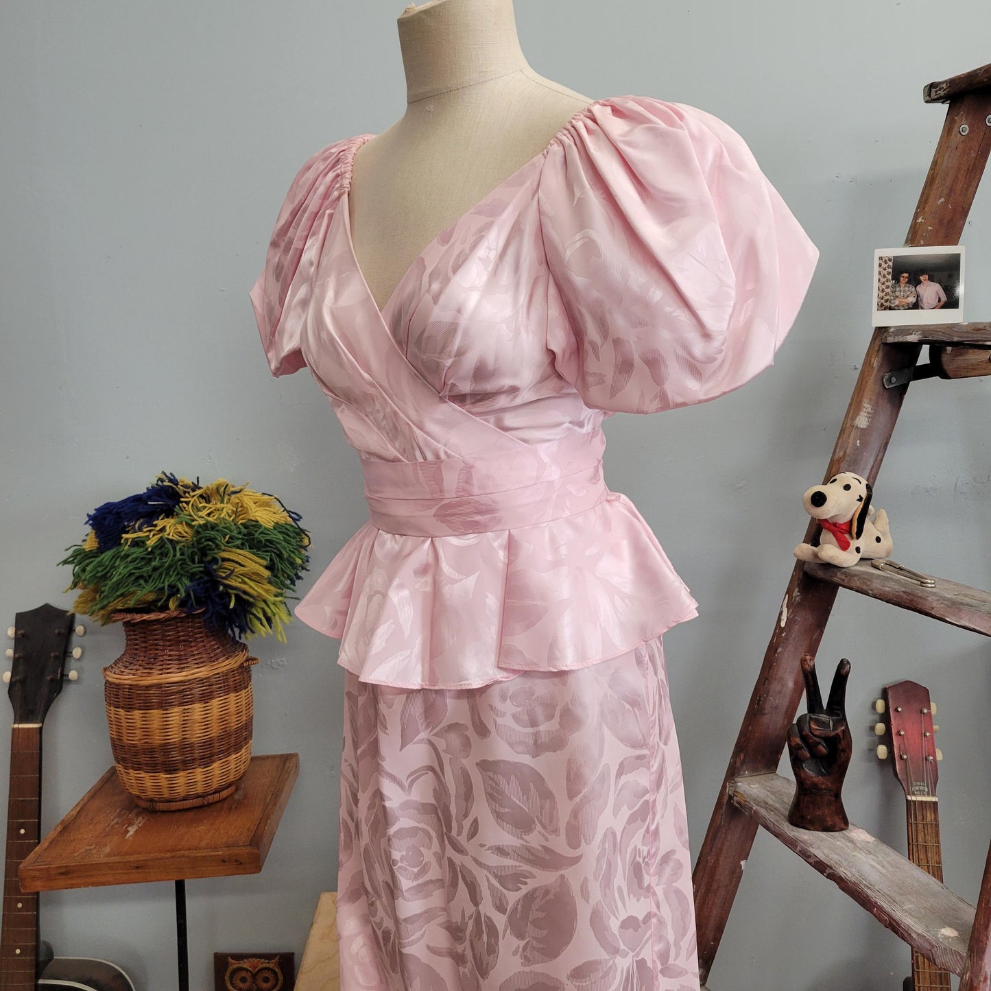 vtg 80s SATIN PUFF SLEEVE dress / vintage lola berent superstition 7/8 womens small pastel pink floral brocade big sleeves peplum party gown