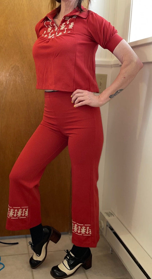 vtg 70s 2 PIECE PANTSUIT // vintage flare pants set xs womens crop top and bell bottoms retro petite autumn vibes embroidered hippie mod set