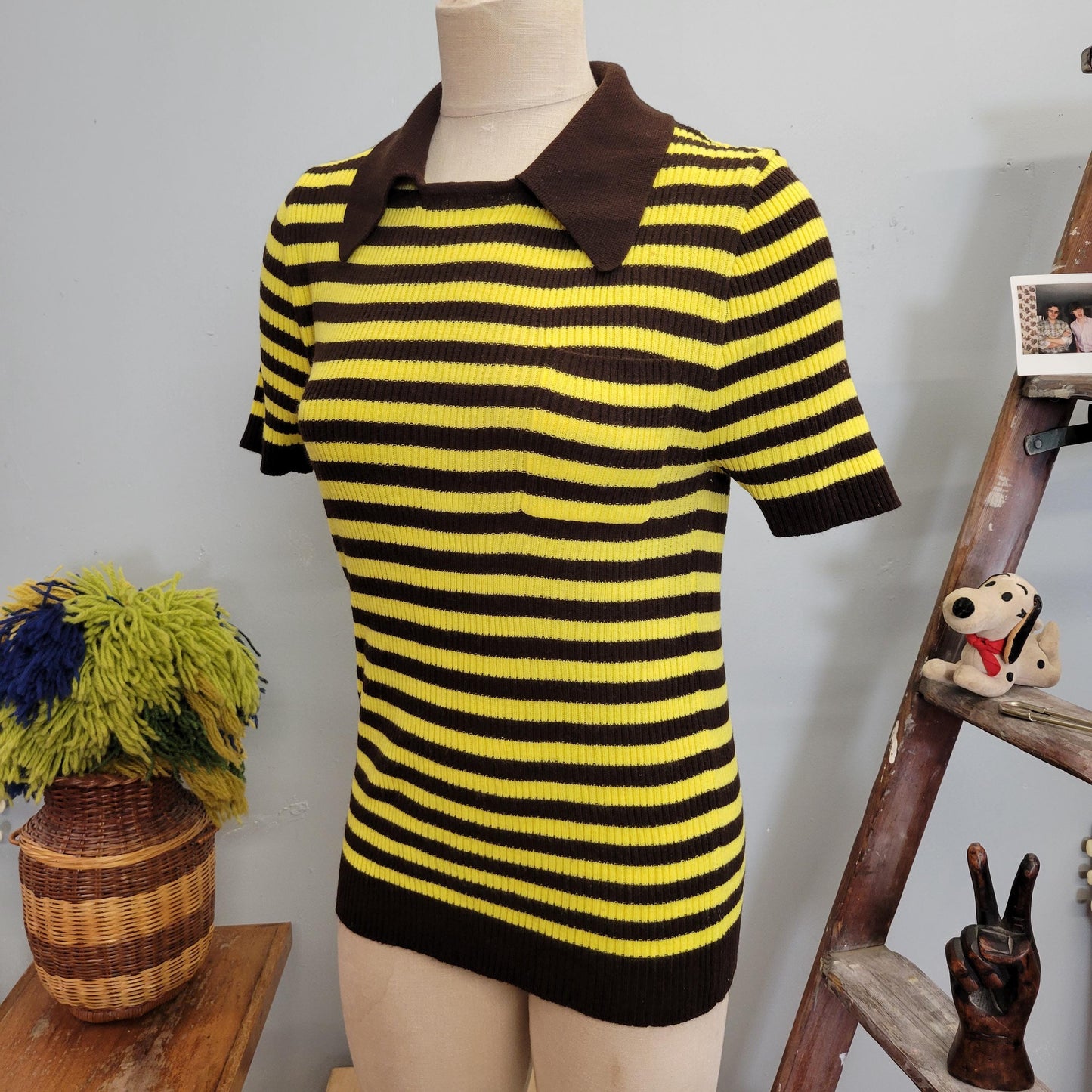 vtg 70s STRIPED SWEATER TOP // vintage revere sportswear large retro pointy collar brown yellow mod hippie ribbed striped cute autumn fit