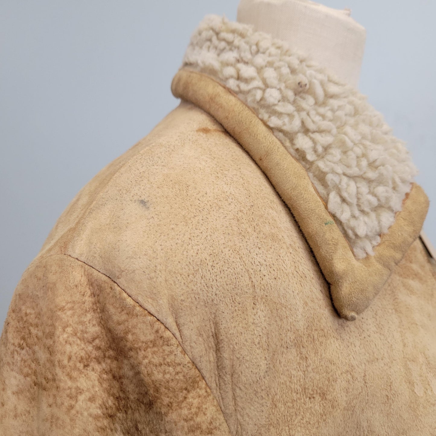 vtg 70s SUEDE SHERPA COAT // vintage wellington size 40 western leather ranch coat distressed rugged hippie cowboy winter sheriff jack coat